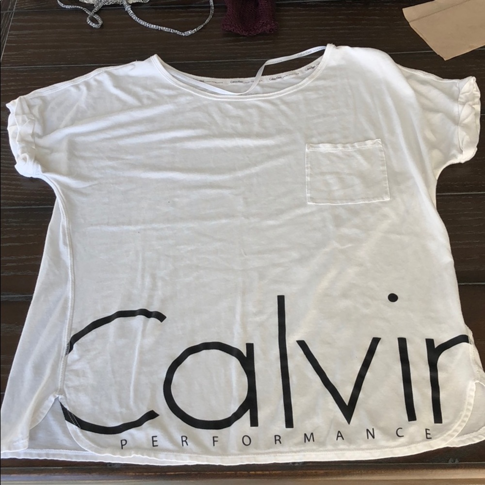Calvin Klein T-shirt